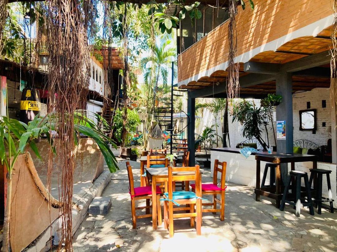 El Patio Hostel Tropical La Cruz de Huanacaxtle ภายนอก รูปภาพ